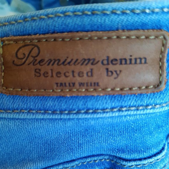 Tally Weijl Distressed Skinny Jean (light washed) - Picture 8 of 15